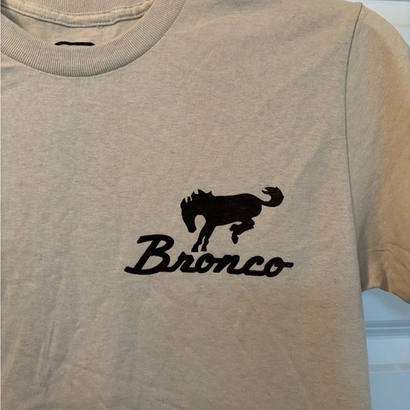 Men’s Ford Bronco Graphic Tee Shirt, Tough Free-Wheelin , Size Medium - Picture 1 of 4